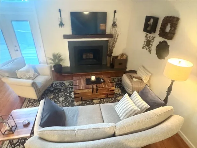 $500,000 | 6517 Blazingwood Drive, Pfafftown, NC 27040