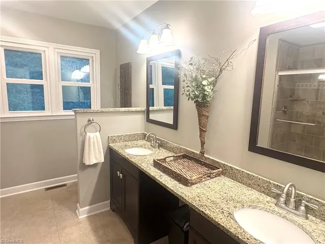 $500,000 | 6517 Blazingwood Drive, Pfafftown, NC 27040