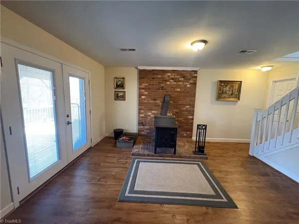 $484,900 | 6517 Blazingwood Drive, Pfafftown, NC 27040