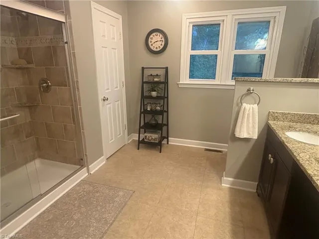 $500,000 | 6517 Blazingwood Drive, Pfafftown, NC 27040