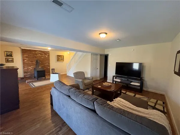 $484,900 | 6517 Blazingwood Drive, Pfafftown, NC 27040