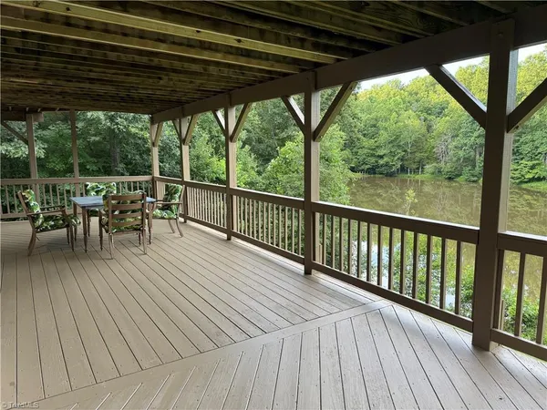 $484,900 | 6517 Blazingwood Drive, Pfafftown, NC 27040