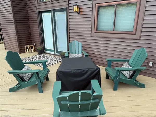 $484,900 | 6517 Blazingwood Drive, Pfafftown, NC 27040