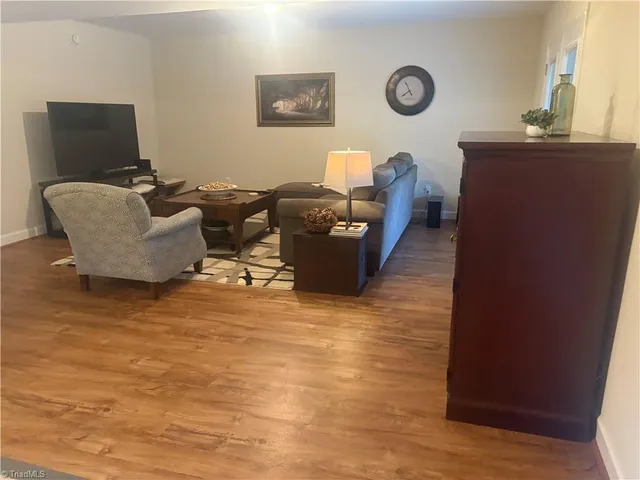 $500,000 | 6517 Blazingwood Drive, Pfafftown, NC 27040