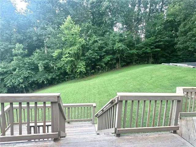 $500,000 | 6517 Blazingwood Drive, Pfafftown, NC 27040