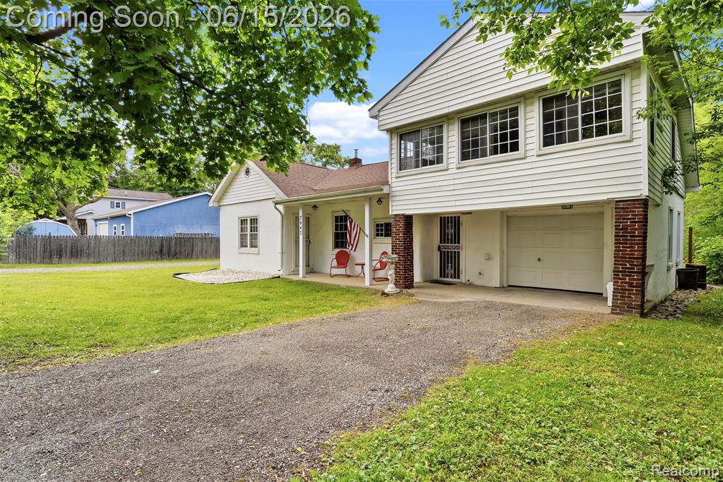 7447 Russell Street Davison, MI 48423 - Photo 4 of 44