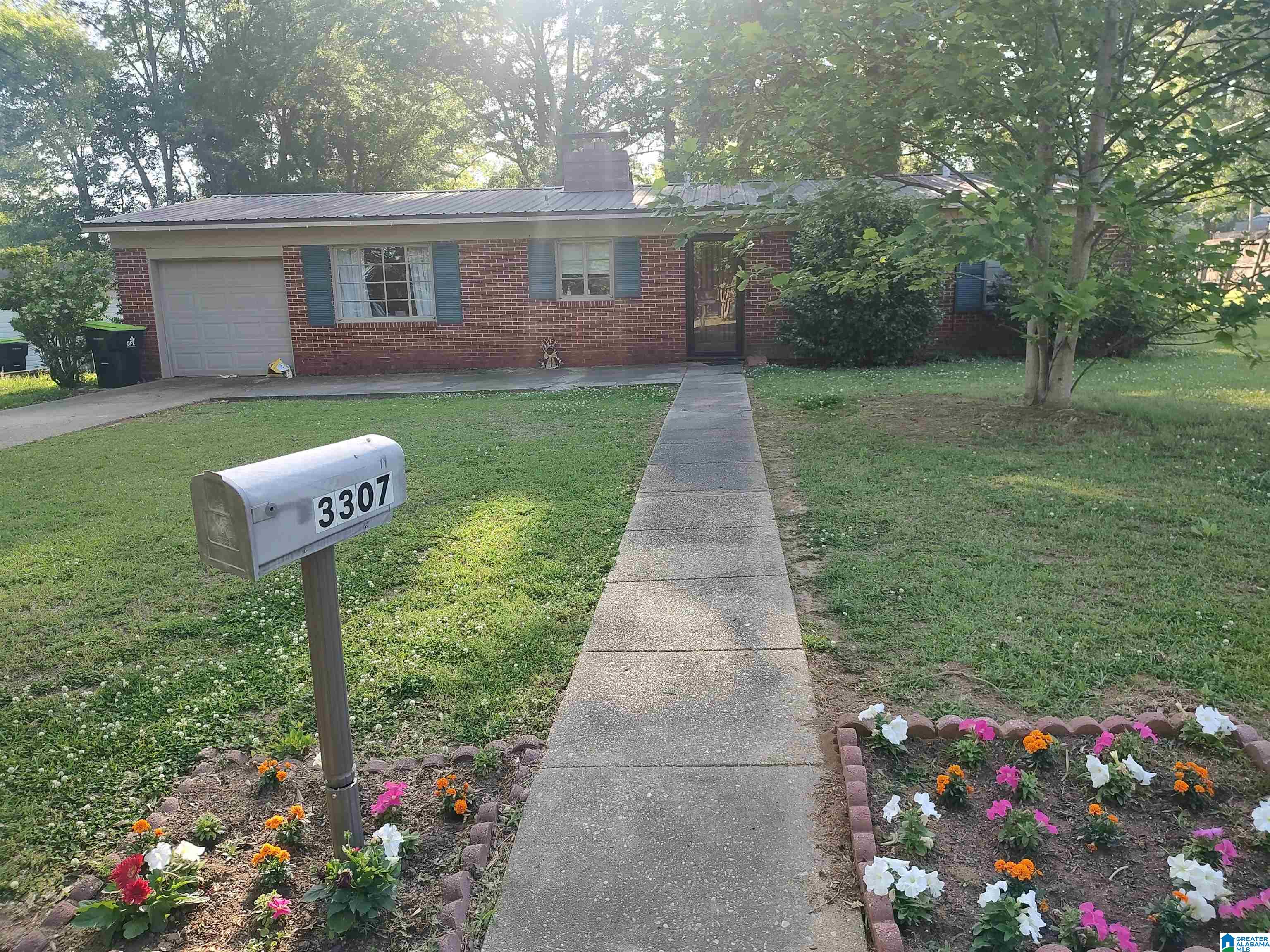 3307 Jane Street Sylacauga, AL 35150 - Photo 3 of 11