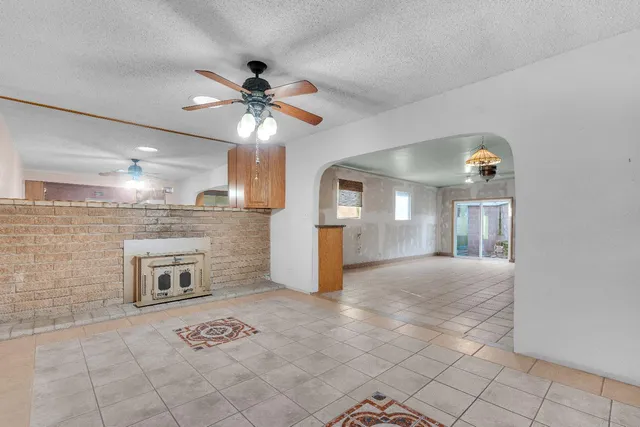 $375,000 | 5036 East Sooner Drive, Fresno, CA 93727