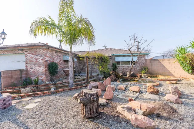 $375,000 | 5036 East Sooner Drive, Fresno, CA 93727