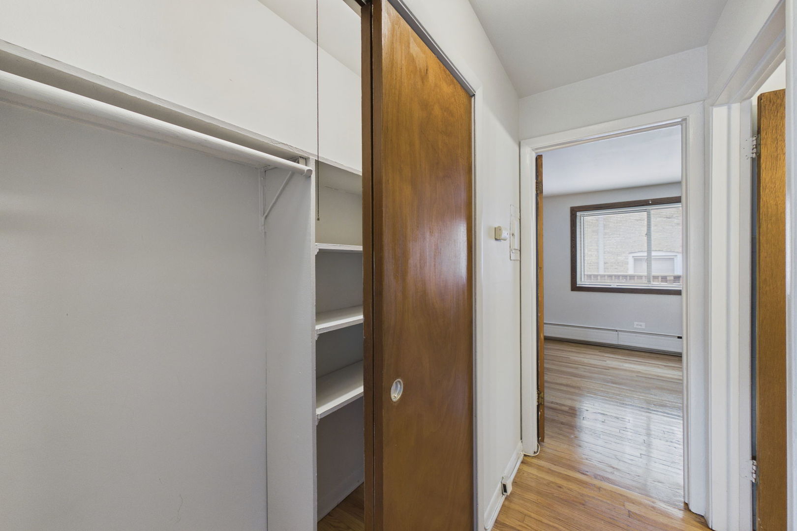 7019 North Ridge Boulevard, Unit 3B Chicago, IL 60645 - Photo 19 of 24 Gallery Image 19