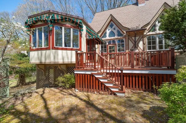 $1,570,000 | 9 Masconomo Street, Manchester, MA 01944