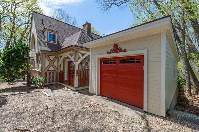 $1,570,000 | 9 Masconomo Street, Manchester, MA 01944