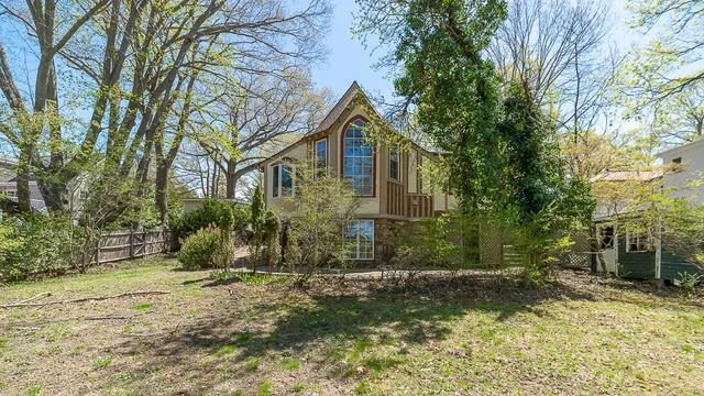 $1,570,000 | 9 Masconomo Street, Manchester, MA 01944