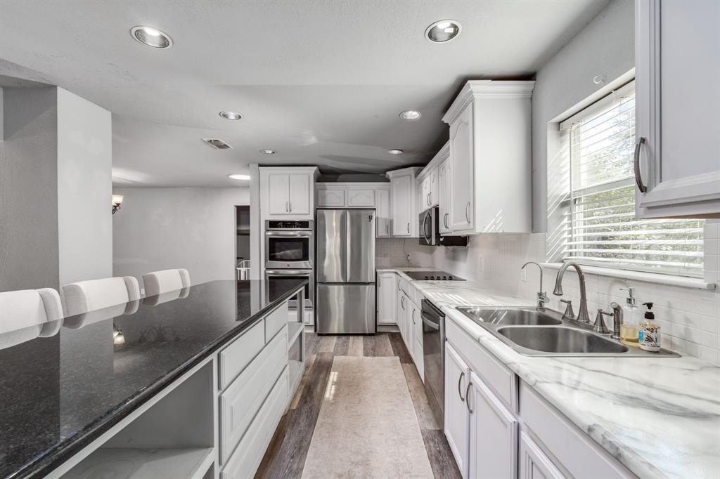 233 Willow Ridge Road Fort Worth, TX 76103 - Photo 16 of 40