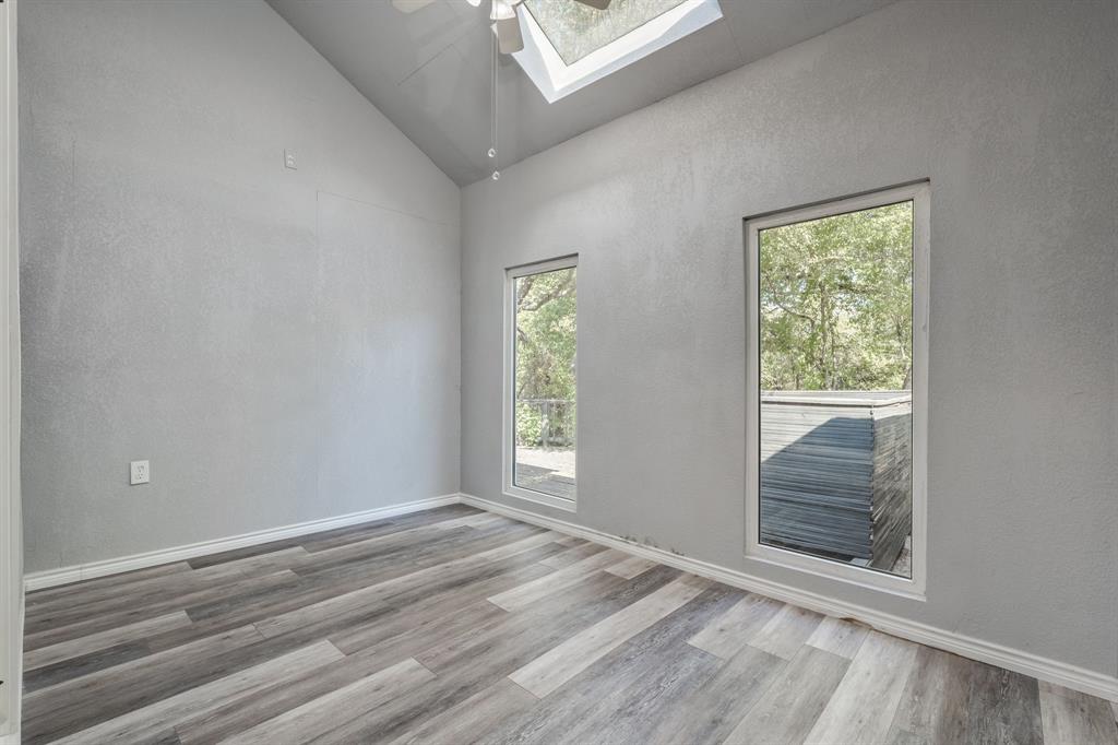 233 Willow Ridge Road Fort Worth, TX 76103 - Photo 18 of 40