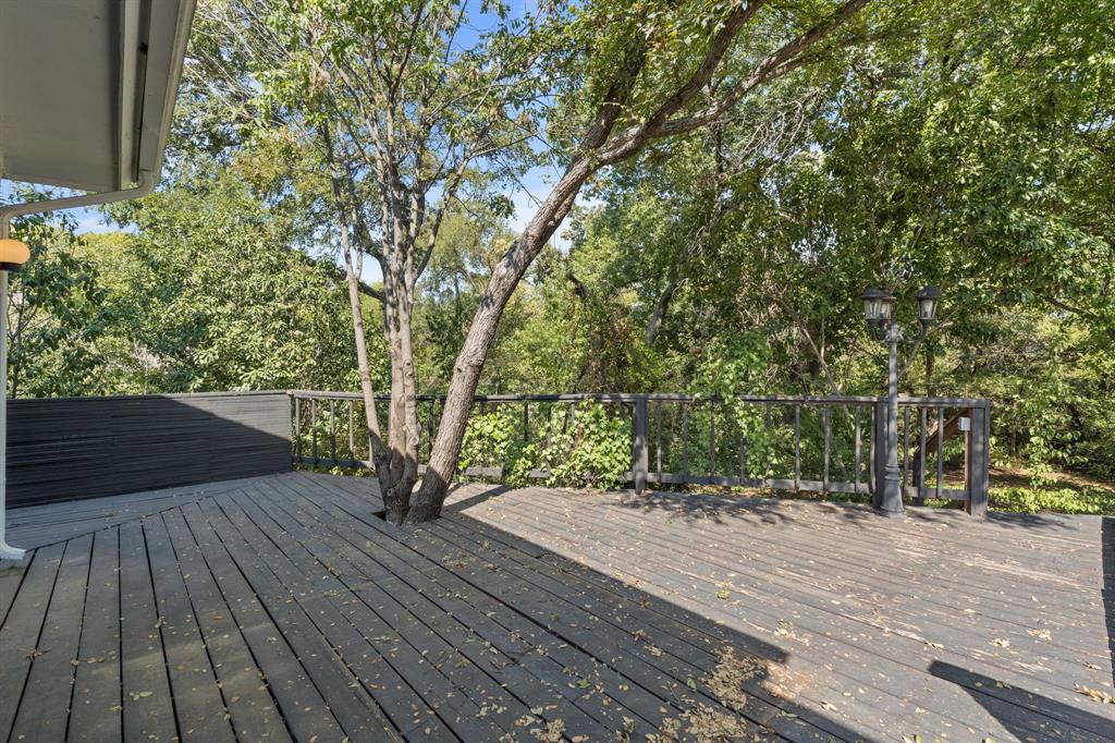 233 Willow Ridge Road Fort Worth, TX 76103 - Photo 35 of 40