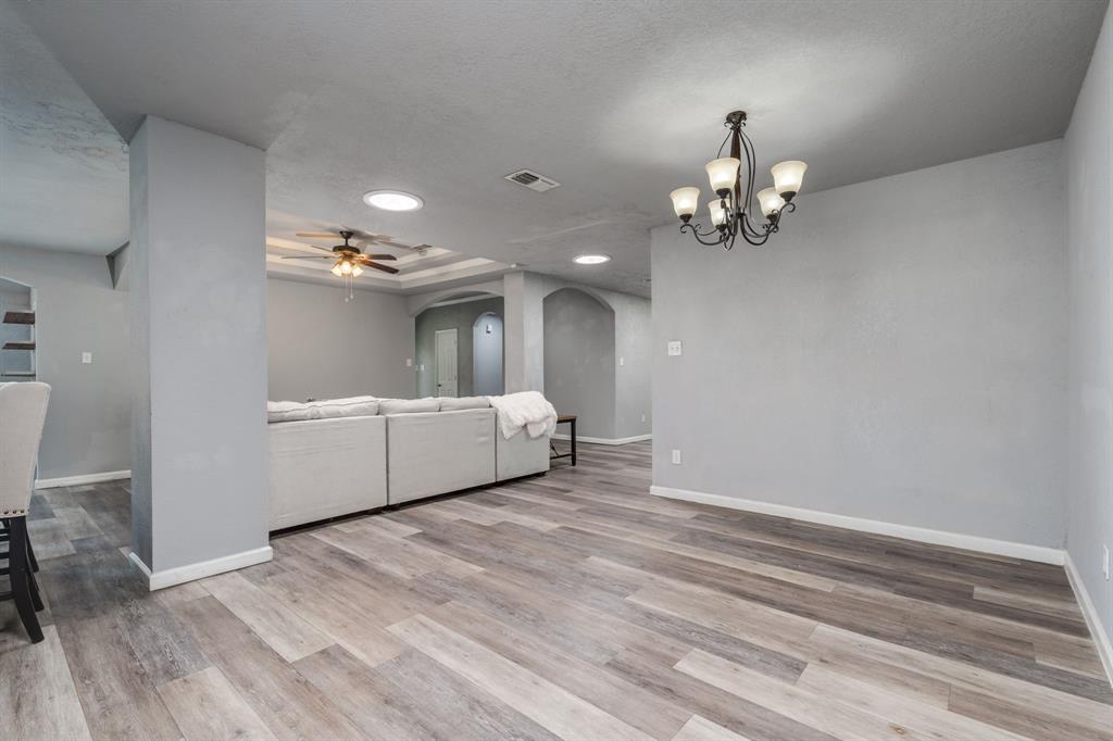 233 Willow Ridge Road Fort Worth, TX 76103 - Photo 10 of 40