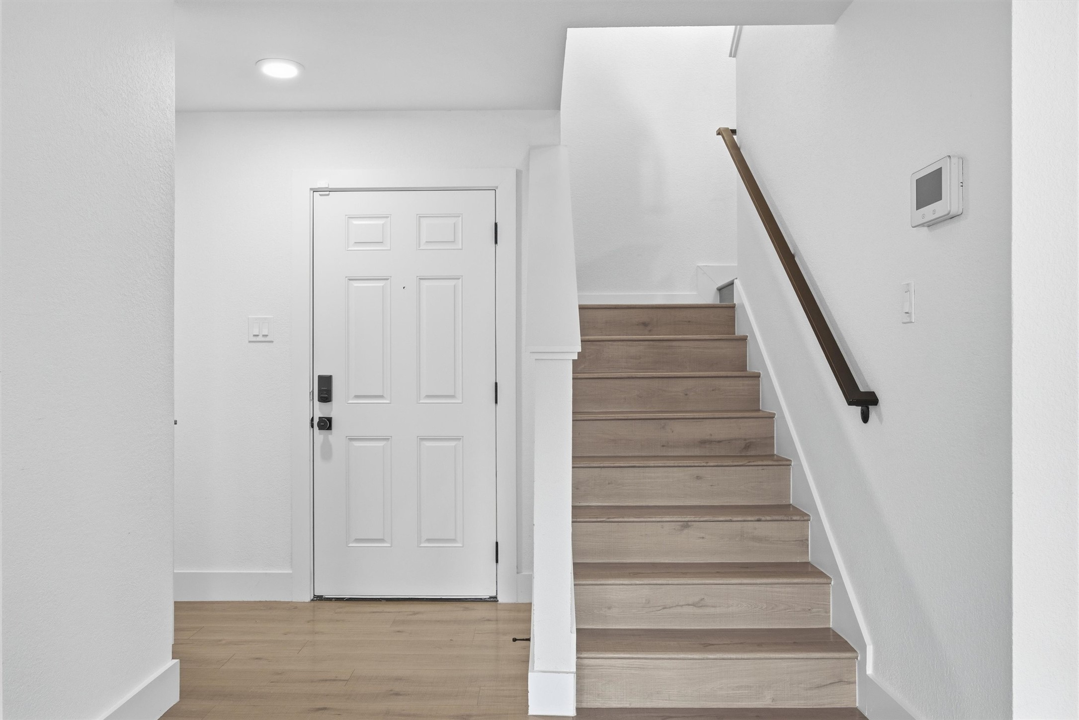 6708 Panda Royle Drive Del Valle, TX 78617 - Photo 3 of 40 a view of entryway