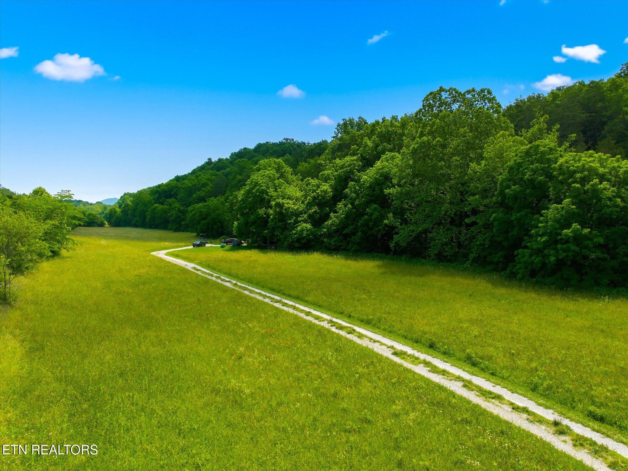 140 Donahue Road Luttrell, TN 37779 - Photo 21 of 36 21-140-Donahue-Rd-Luttrell-TN-21