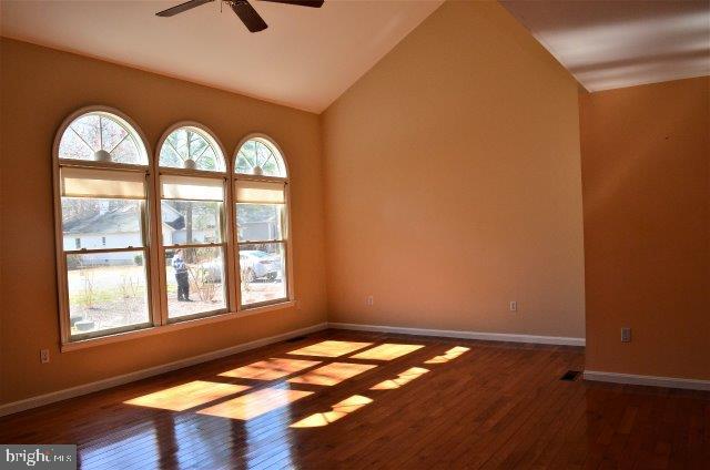 31 Gloucester Road Ocean Pines, MD 21811 - Photo 10 of 28 Living Room a