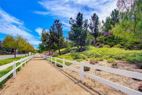 $875,000 | 32493 Angelo Drive, Temecula, CA 92592