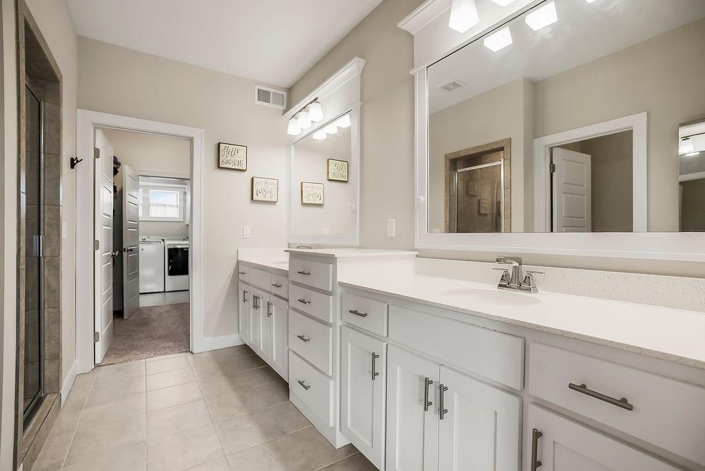 11579 South Barker Road Olathe, KS 66061 - Photo 13 of 30