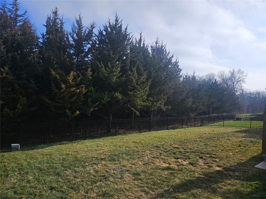 11579 South Barker Road Olathe, KS 66061 - Photo 4 of 4