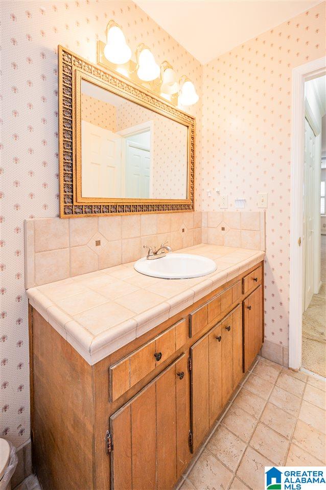 1736 Patton Chapel Road Birmingham, AL 35226 - Photo 18 of 39