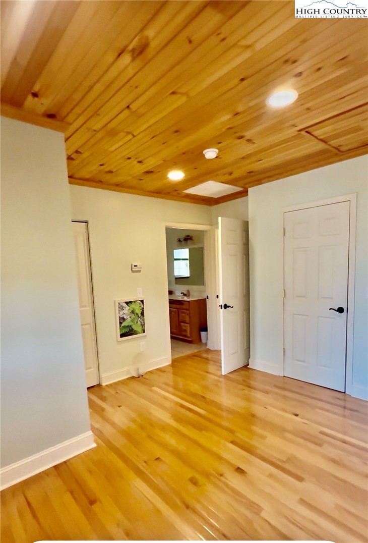 424 Mckinley Ridge Road Lansing, NC 28643 - Photo 12 of 32