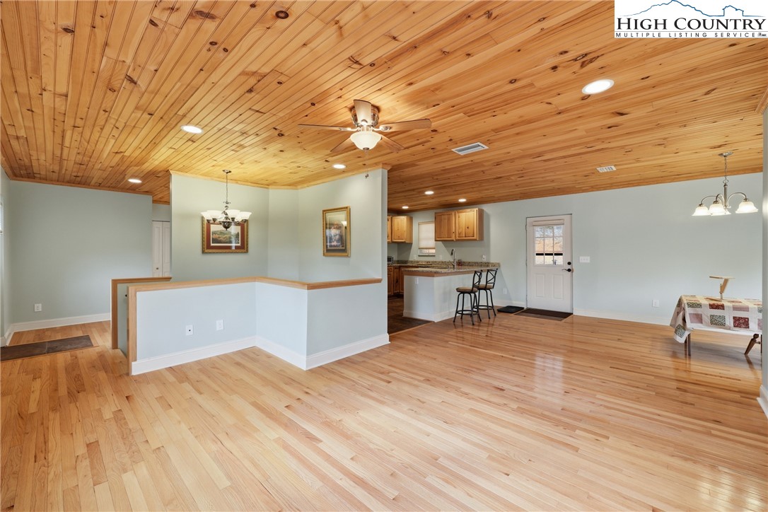 424 Mckinley Ridge Road Lansing, NC 28643 - Photo 2 of 32