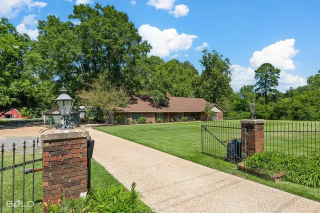 $925,000 | 5800 Jefferson Paige Road, Shreveport, LA 71119