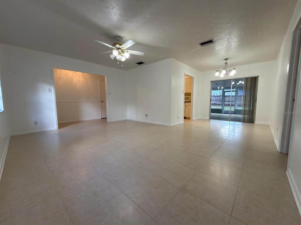 2209 Boxwood Way Brandon, FL 33511 - Photo 4 of 25