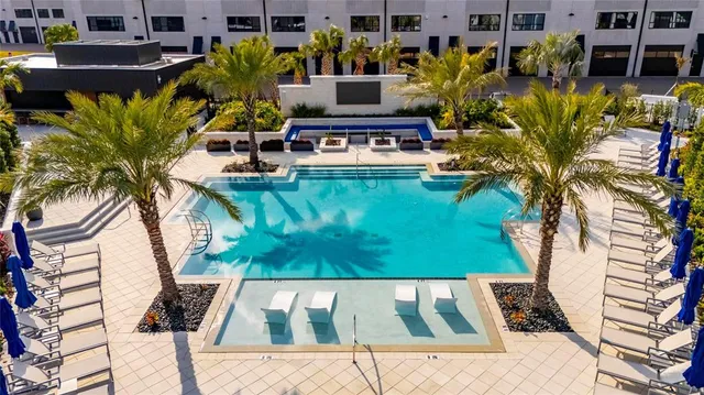 $415,000 | 6500 Motor Enclave Way, Unit 909, Tampa, FL 33610