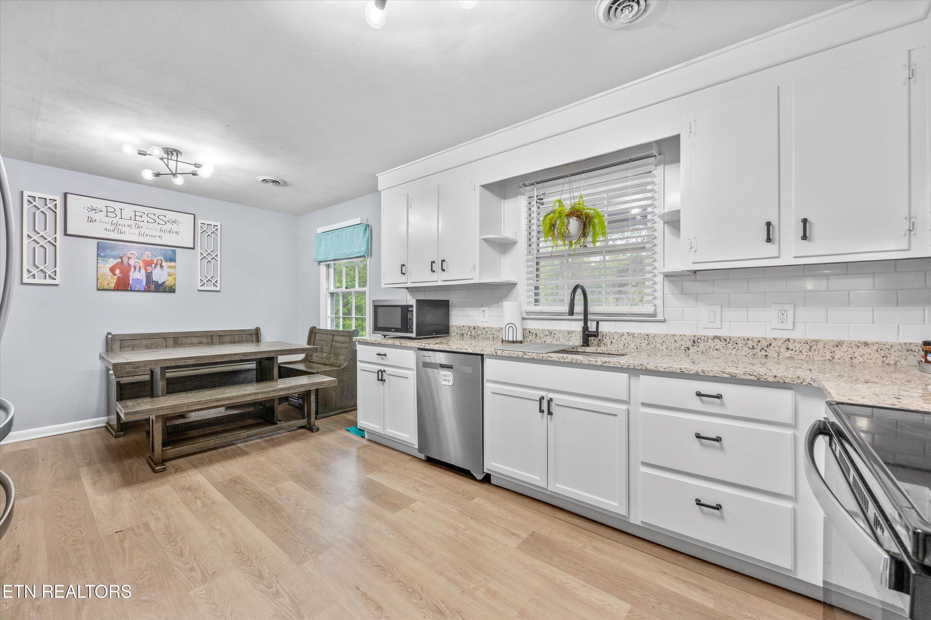 8114 Sharp Road Powell, TN 37849 - Photo 11 of 43 13-8114 Sharp Rd-06