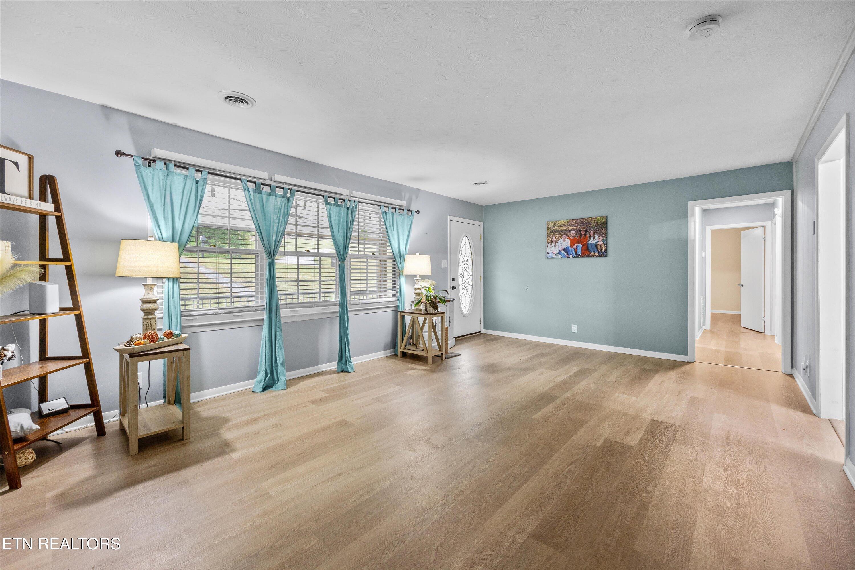 8114 Sharp Road Powell, TN 37849 - Photo 7 of 43 09-8114 Sharp Rd-02