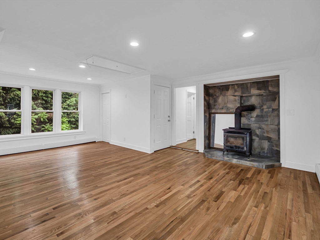 84 City Depot Road Charlton, MA 01507 - Photo 12 of 35