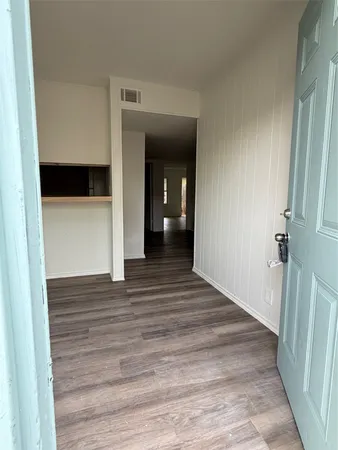$1,400 | 1006 North Meadows Drive, Unit A OR C, Austin, TX 78758