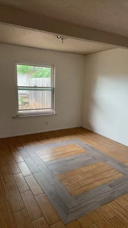 $1,400 | 1006 North Meadows Drive, Unit A OR C, Austin, TX 78758