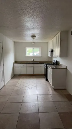 $1,400 | 1006 North Meadows Drive, Unit A OR C, Austin, TX 78758