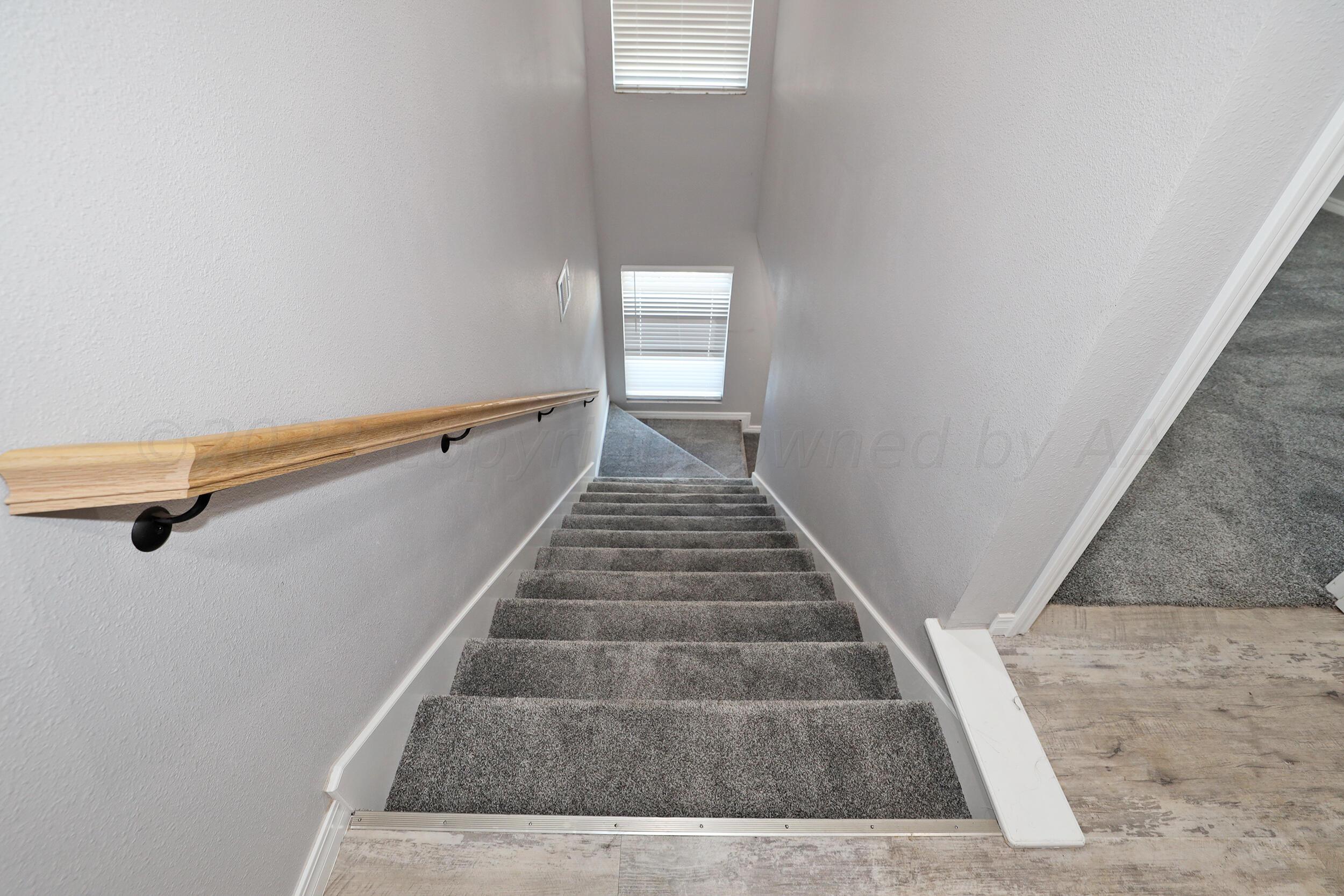 8945 Redbud Road Amarillo, TX 79119 - Photo 17 of 21 Staircase