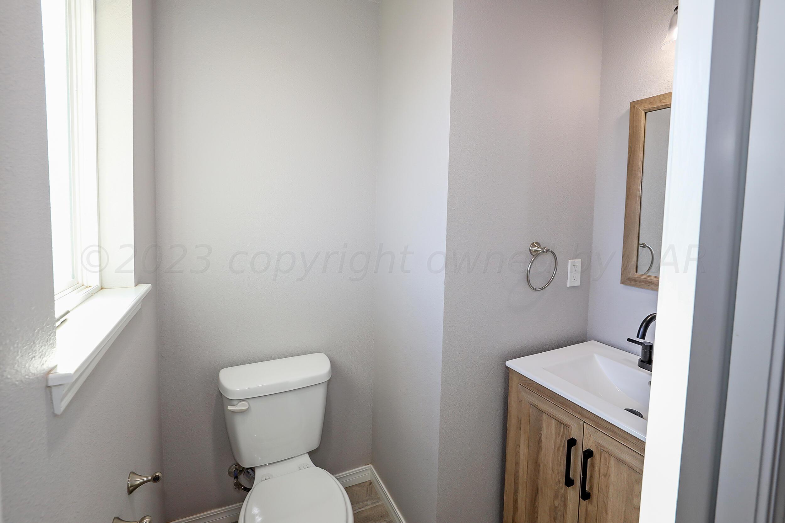 8945 Redbud Road Amarillo, TX 79119 - Photo 7 of 21 Half Bath