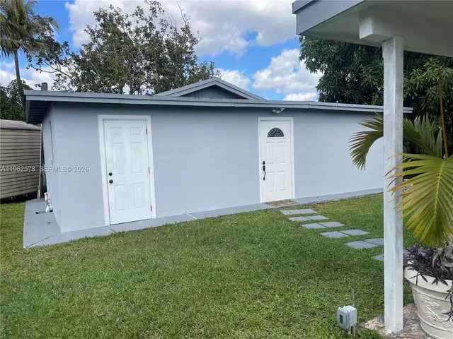 $1,500 | 4851 Northwest 192nd Street, Unit 1, Miami Gardens, FL 33055