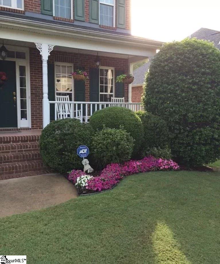 114 West Spindletree Way Greer, SC 29650 - Photo 2 of 19 Gallery Image 2