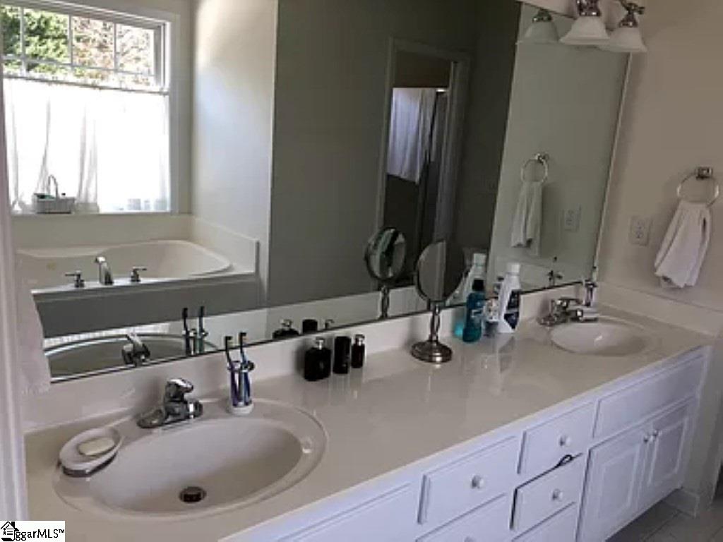 114 West Spindletree Way Greer, SC 29650 - Photo 15 of 19 Gallery Image 15