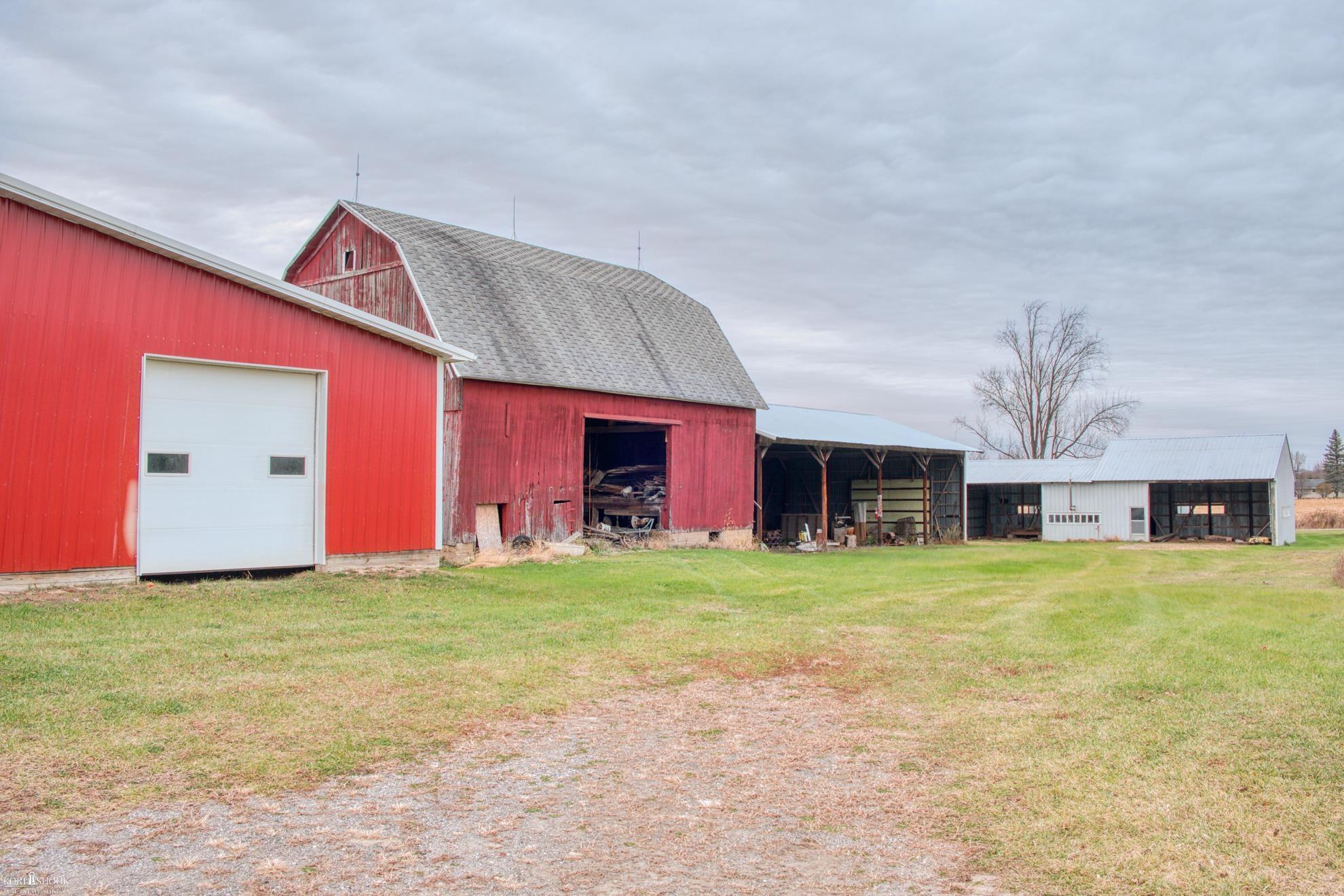 8436 South Morrice Road Morrice, MI 48857 - Photo 20 of 34 50095838-19.JPG