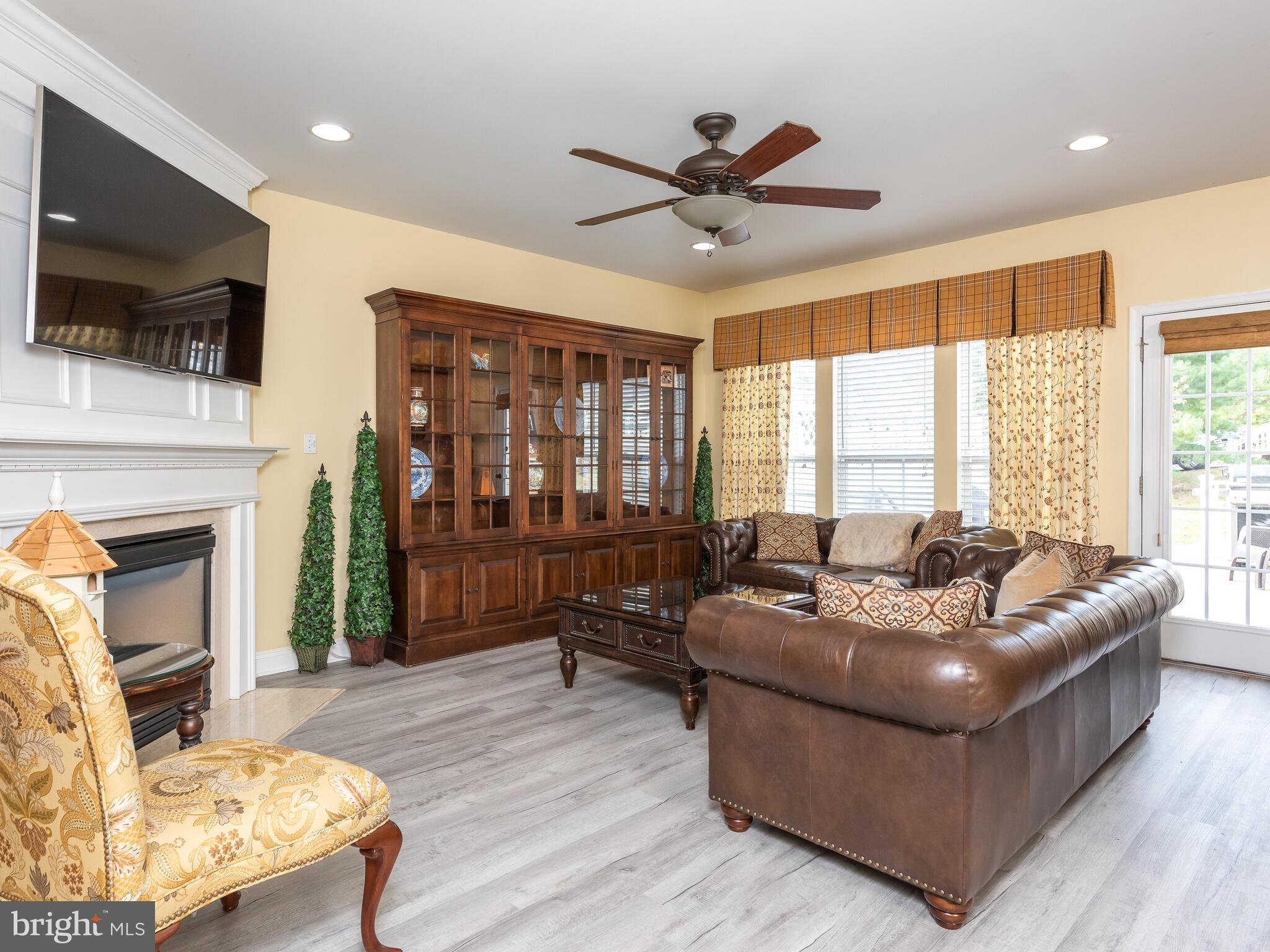 826 Mt Rose Road Chester Springs, PA 19425 - Photo 11 of 44 family room