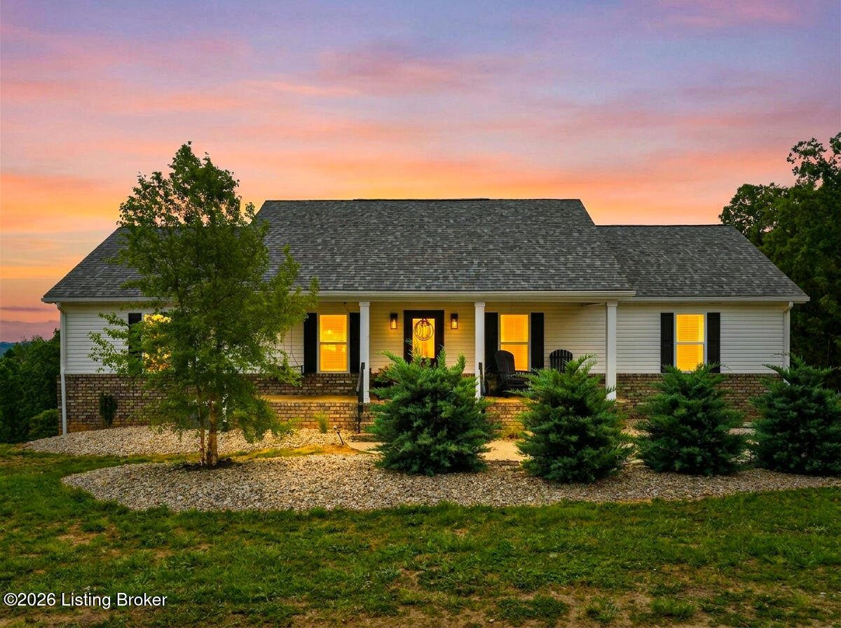 82 Dents Bridge Road Irvington, KY 40146 - Photo 1 of 59 4