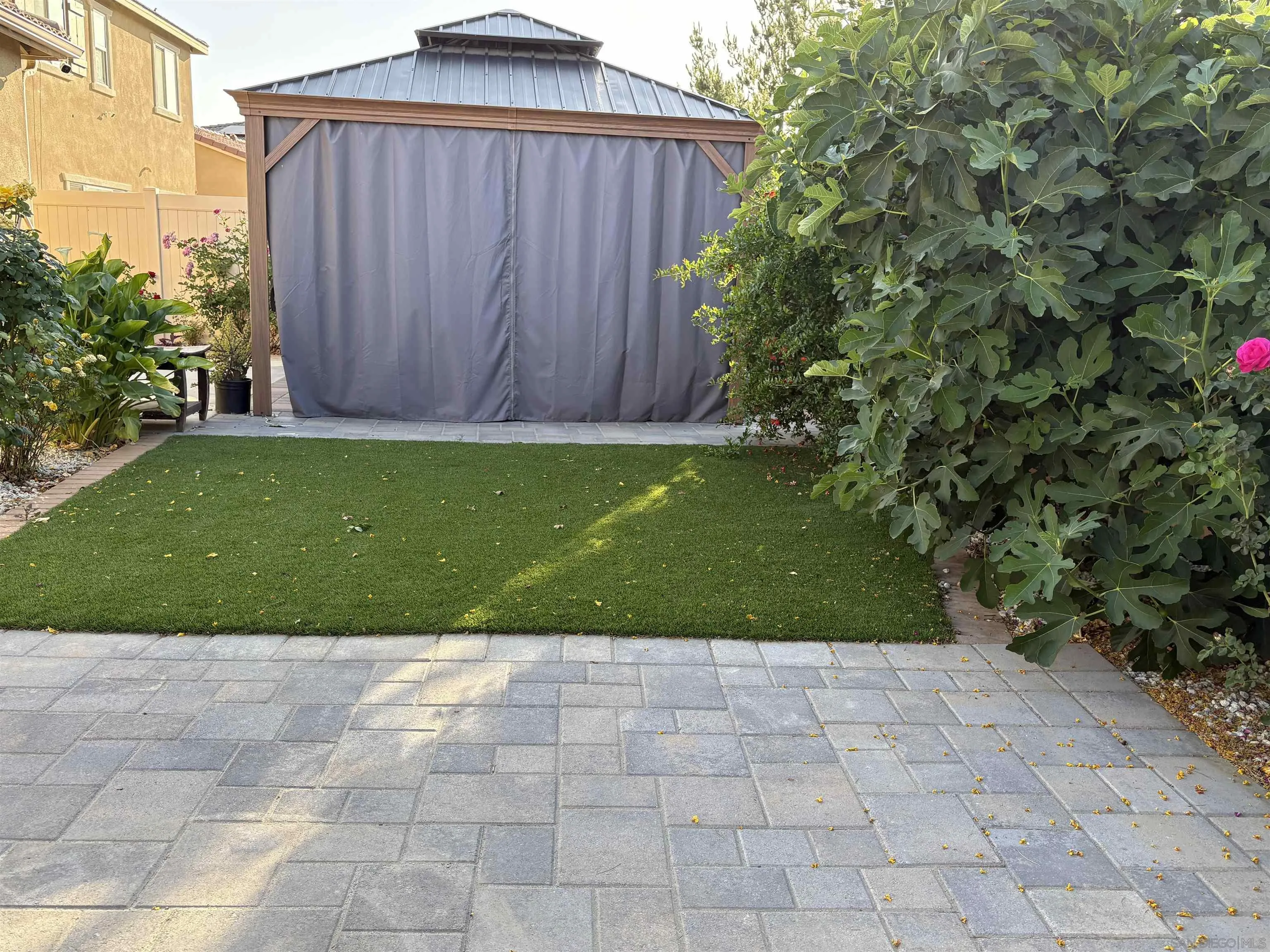 420 Appleton Way Perris, CA 92570 - Photo 27 of 28 Gallery Image 27