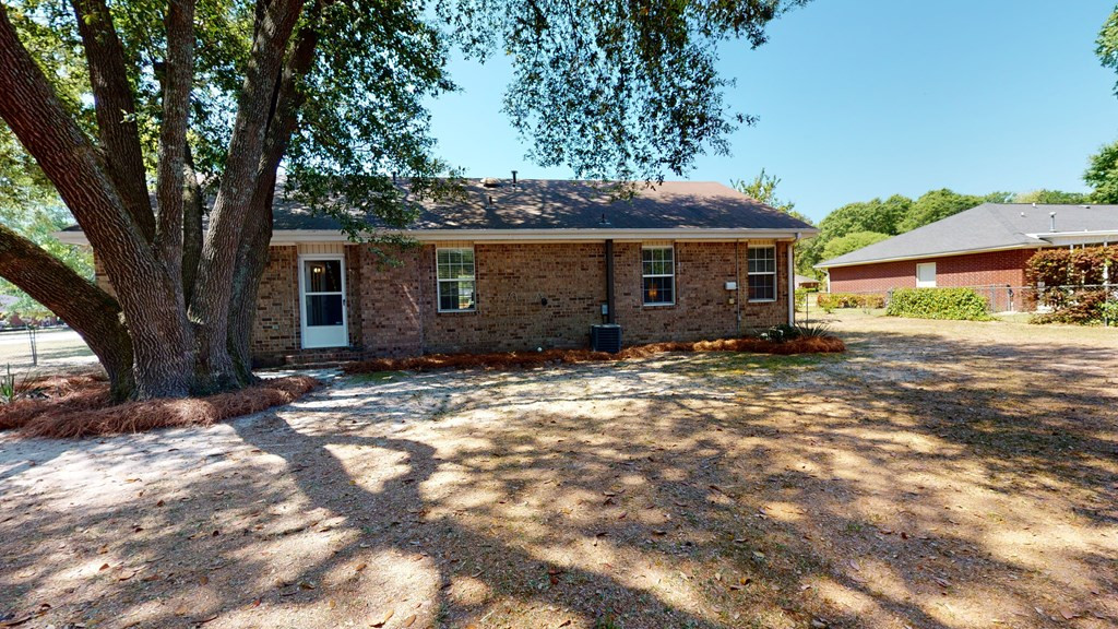 988 Saltwood Road Sumter, SC 29154 - Photo 32 of 36