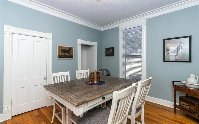 $358,900 | 402 North Leonard Street, Liberty, MO 64068